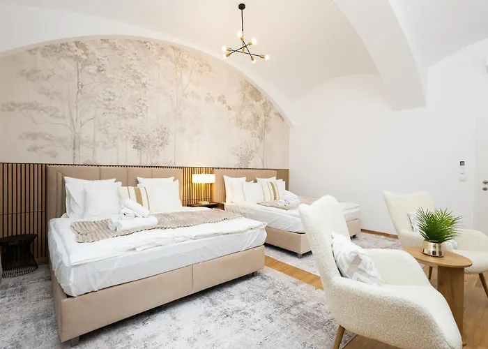 شقة High-end 3 Bedroom L Free Parking L Ac In Every L Sleeps 11