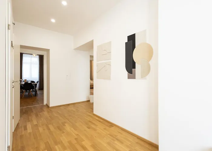 High-end 3 Bedroom L Free Parking L Ac In Every L Sleeps 11 Apartamento Viena